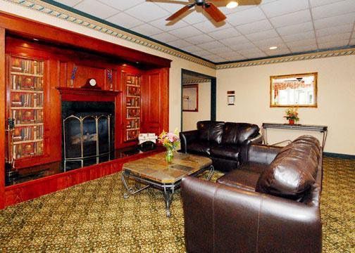 Econo Lodge Inn & Suites Augusta Interno foto